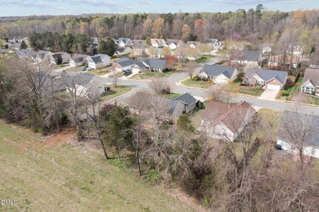 517 Walnut Crossing Drive, Whitsett, NC 27377