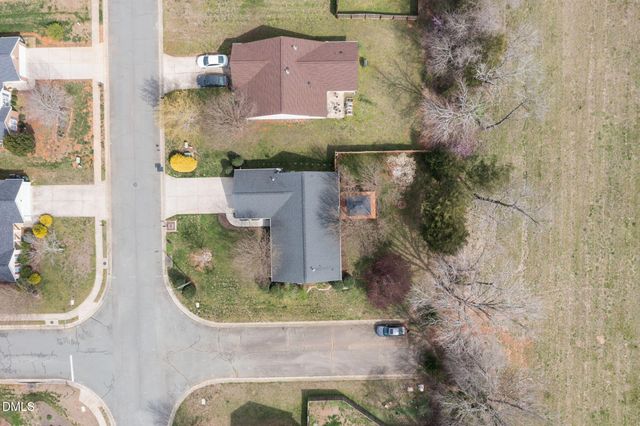 517 Walnut Crossing Drive, Whitsett, NC 27377