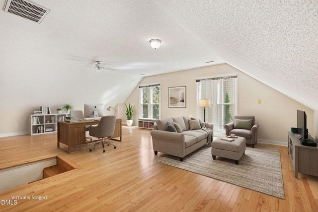 208 Arlington Ridge, Cary, NC 27513