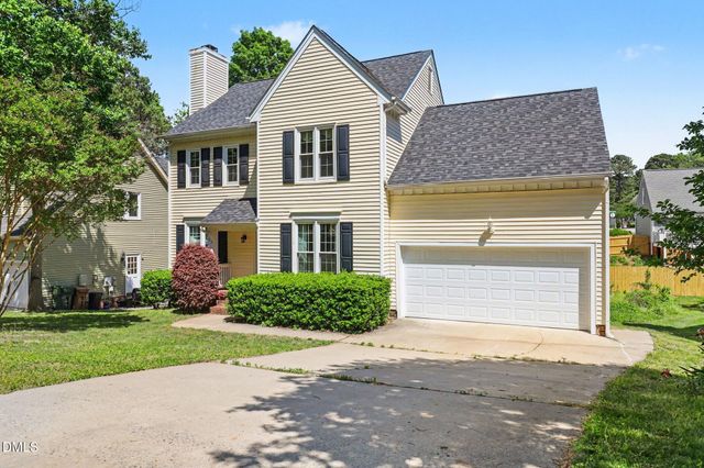 208 Arlington Ridge, Cary, NC 27513