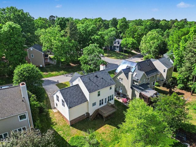 208 Arlington Ridge, Cary, NC 27513