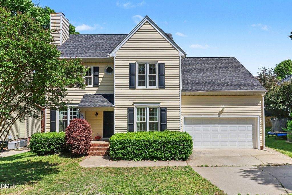 208 Arlington Ridge, Cary, NC 27513