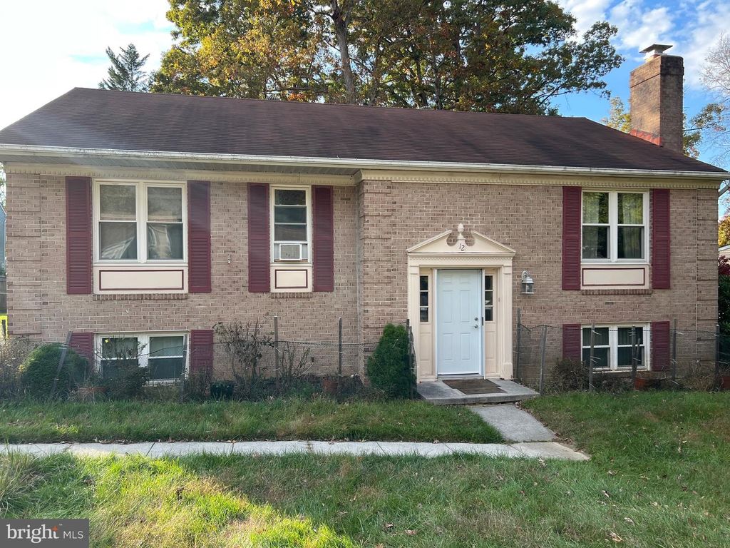 12 STOUT RUN CT, Catonsville, MD 21228