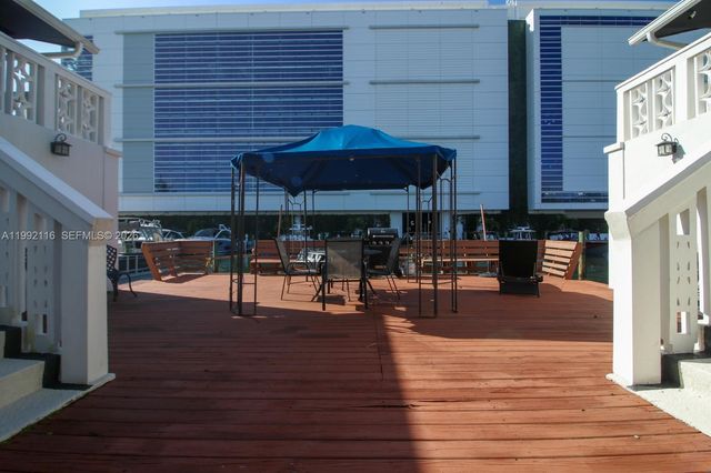 1440 SE 15th St 22, Fort Lauderdale, FL 33316