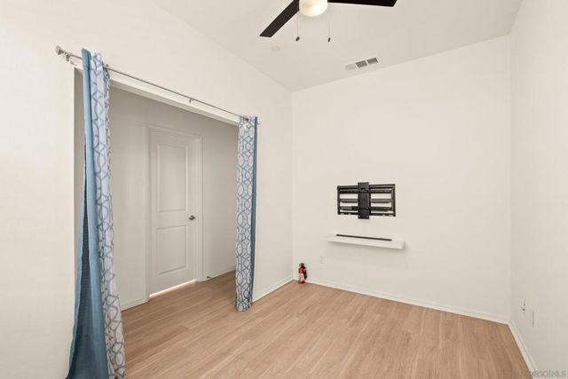 1118 Via Lucero, Oceanside, CA 92056