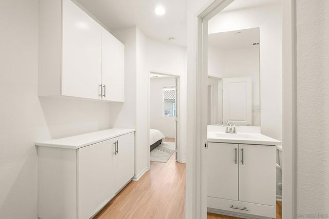 1118 Via Lucero, Oceanside, CA 92056