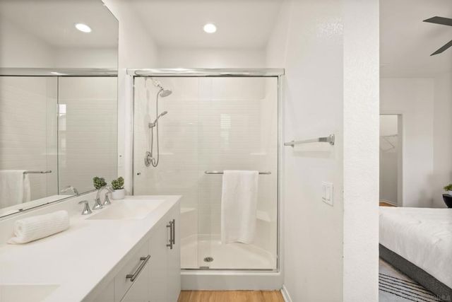 1118 Via Lucero, Oceanside, CA 92056