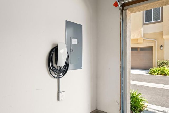 1118 Via Lucero, Oceanside, CA 92056