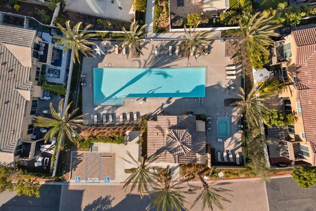 1118 Via Lucero, Oceanside, CA 92056