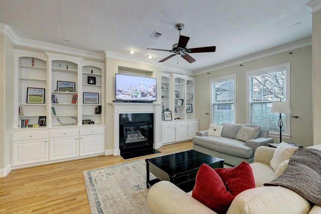 848 W 25th Street C, Houston, TX 77008