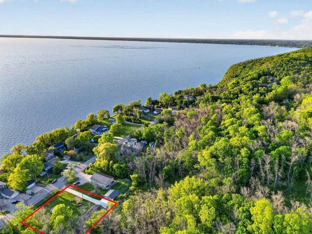 N6788 HARRISON ROAD, Hilbert, WI 54129