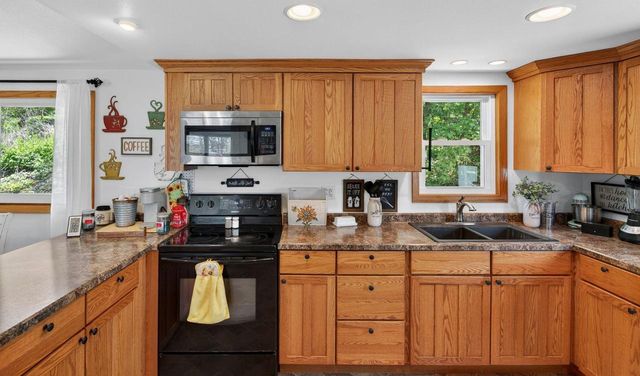 N6788 HARRISON ROAD, Hilbert, WI 54129