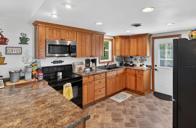 N6788 HARRISON ROAD, Hilbert, WI 54129