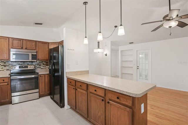 2329 E ORANGEHILL AVENUE, Palm Harbor, FL 34683