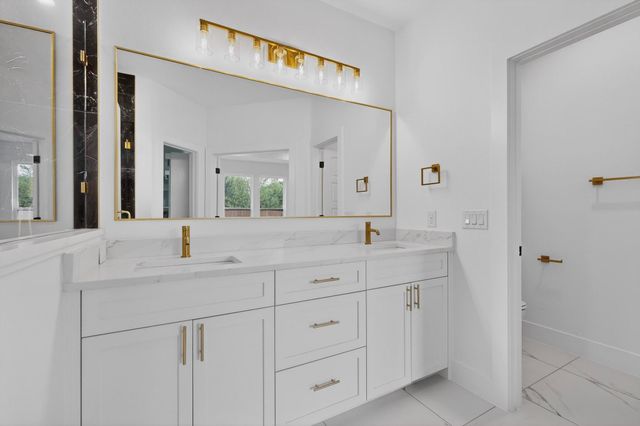 1501 Rider, Azle, TX 76020