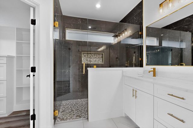 1501 Rider, Azle, TX 76020