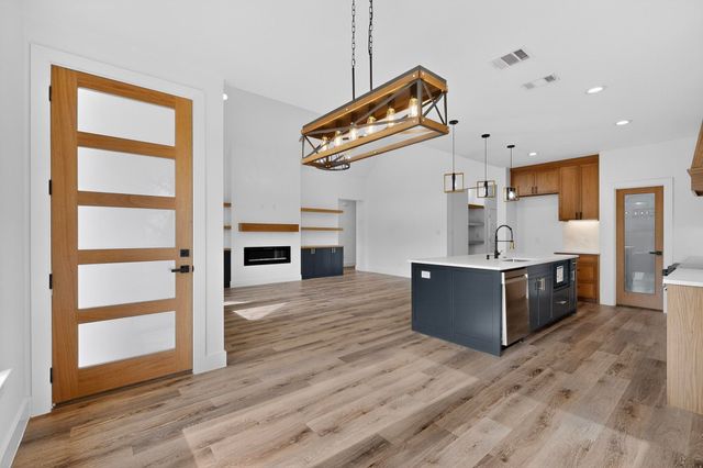 1501 Rider, Azle, TX 76020