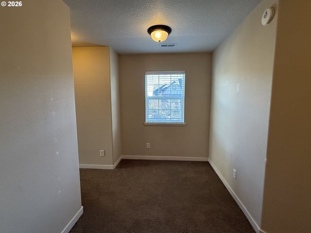 1169 Se ALIKA Ave, Hillsboro, OR 97123