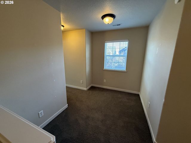 1169 Se ALIKA Ave, Hillsboro, OR 97123