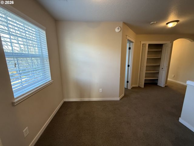 1169 Se ALIKA Ave, Hillsboro, OR 97123