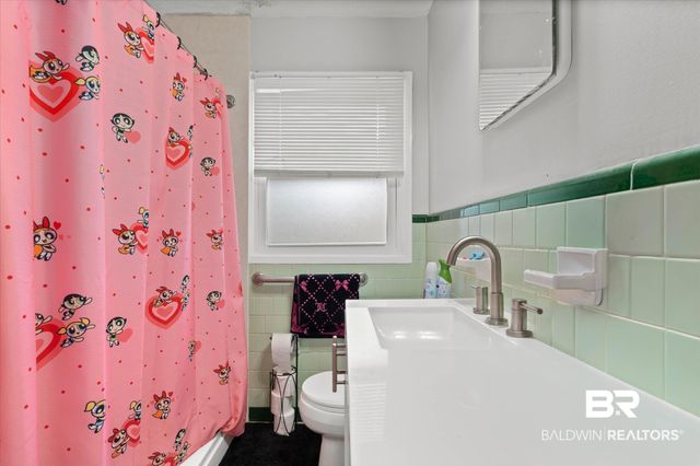 1465 Mamie Dr, Mobile, AL 36618