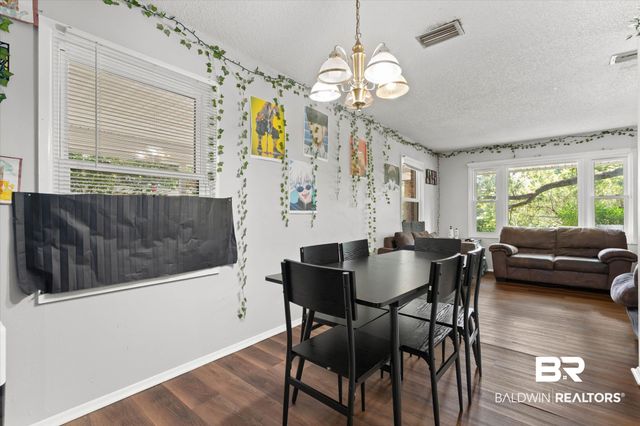 1465 Mamie Dr, Mobile, AL 36618