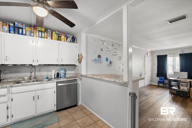 1465 Mamie Dr, Mobile, AL 36618
