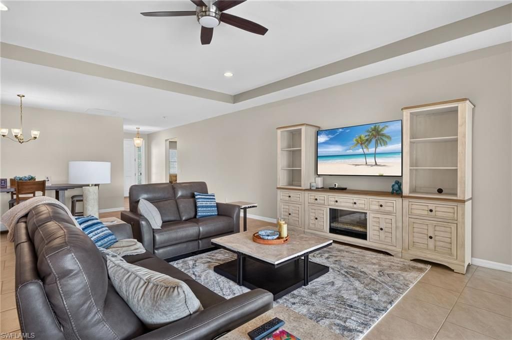 Image 5 of property listing at 3000 Sunset Pointe CIR, Cape Coral, FL 33914
