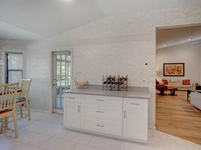 934 LUCAS LANE, Oldsmar, FL 34677