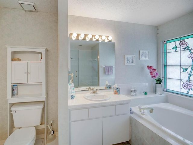 934 LUCAS LANE, Oldsmar, FL 34677