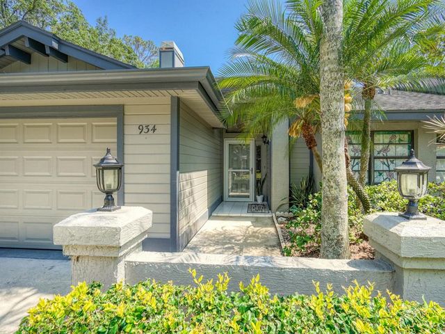 934 LUCAS LANE, Oldsmar, FL 34677