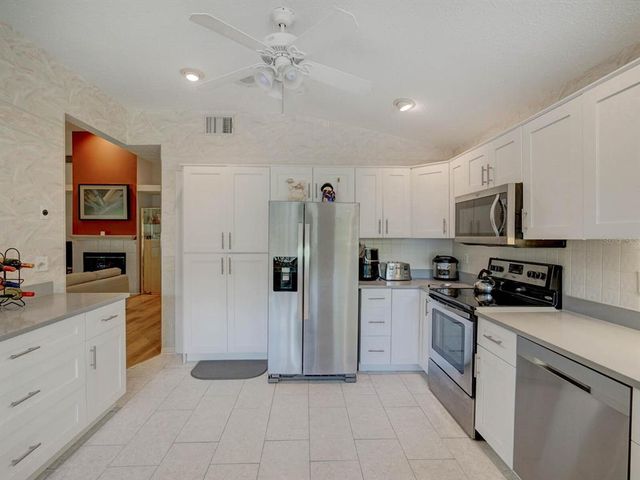 934 LUCAS LANE, Oldsmar, FL 34677