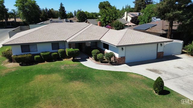 7913 Westlorne Court, Bakersfield, CA 93309