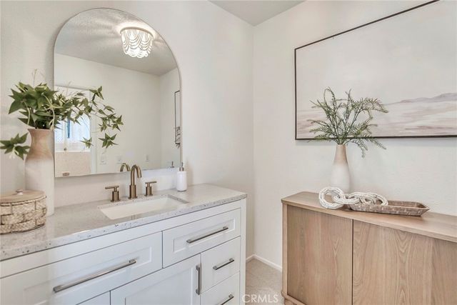4478 Shorebird Dr. 10, Huntington Beach, CA 92649