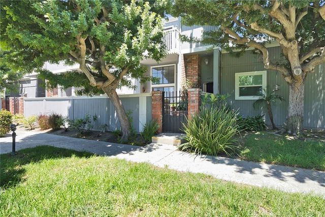 4478 Shorebird Dr. 10, Huntington Beach, CA 92649