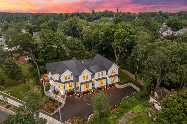 2202 Commonwealth Ave 1, Newton, MA 02466