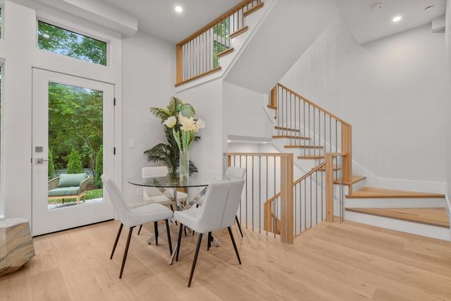 2202 Commonwealth Ave 1, Newton, MA 02466