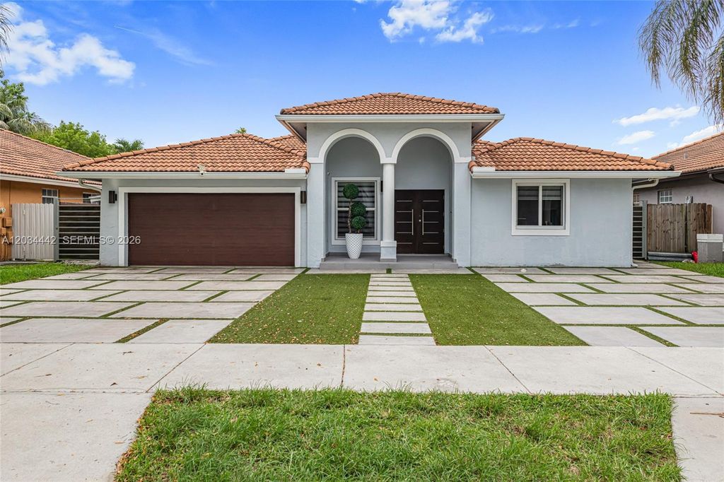 15932 SW 101st Ter, Miami, FL 33196