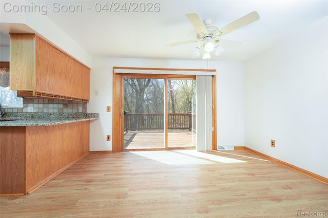 6056 Superior Drive, Green Oak Township, MI 48116