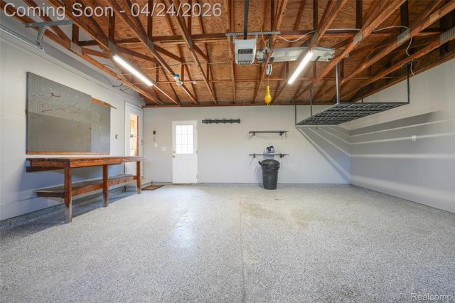 6056 Superior Drive, Green Oak Township, MI 48116
