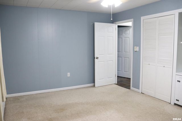 1210 N WILDWOOD Court, Peoria, IL 61604