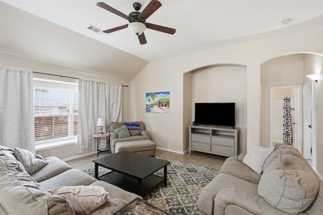 1218 Inglewood Drive, Mansfield, TX 76063