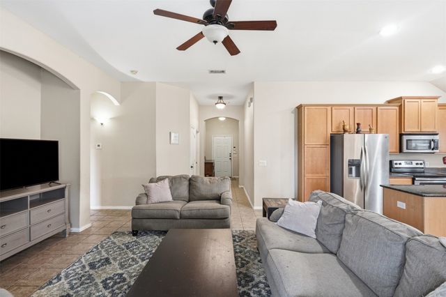1218 Inglewood Drive, Mansfield, TX 76063