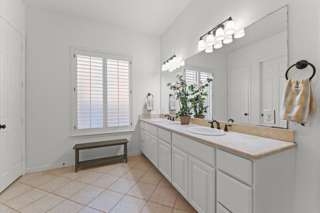 203 Greylake Place, The Woodlands, TX 77354