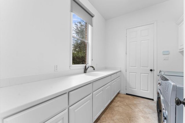 203 Greylake Place, The Woodlands, TX 77354