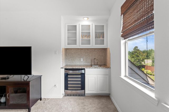 203 Greylake Place, The Woodlands, TX 77354