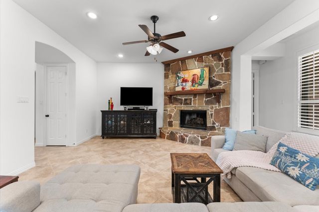 203 Greylake Place, The Woodlands, TX 77354