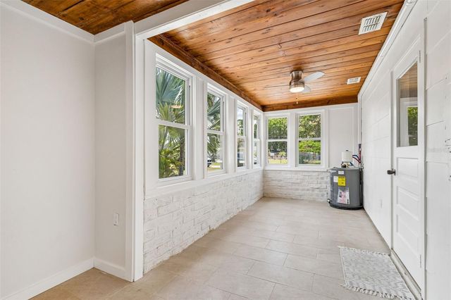314 MARYLAND AVENUE, Crystal Beach, FL 34681