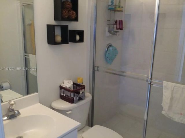 4527 NW 97th Ct, Doral, FL 33178