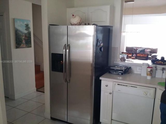 4527 NW 97th Ct, Doral, FL 33178